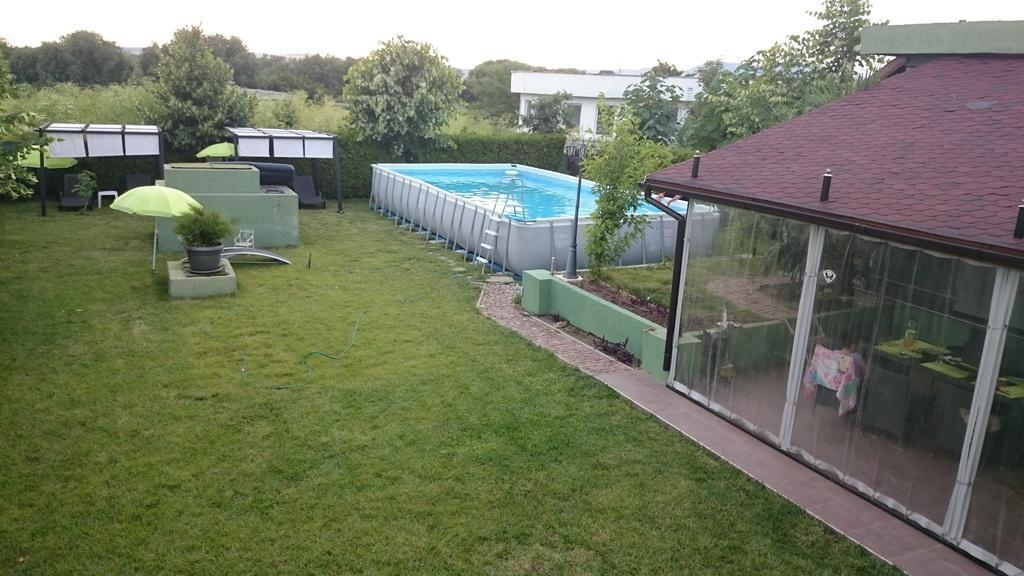 Aheloy Apartments מראה חיצוני תמונה