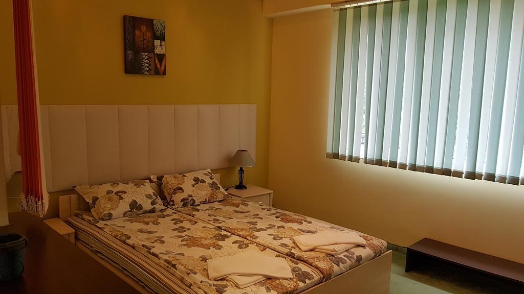 Aheloy Apartments מראה חיצוני תמונה