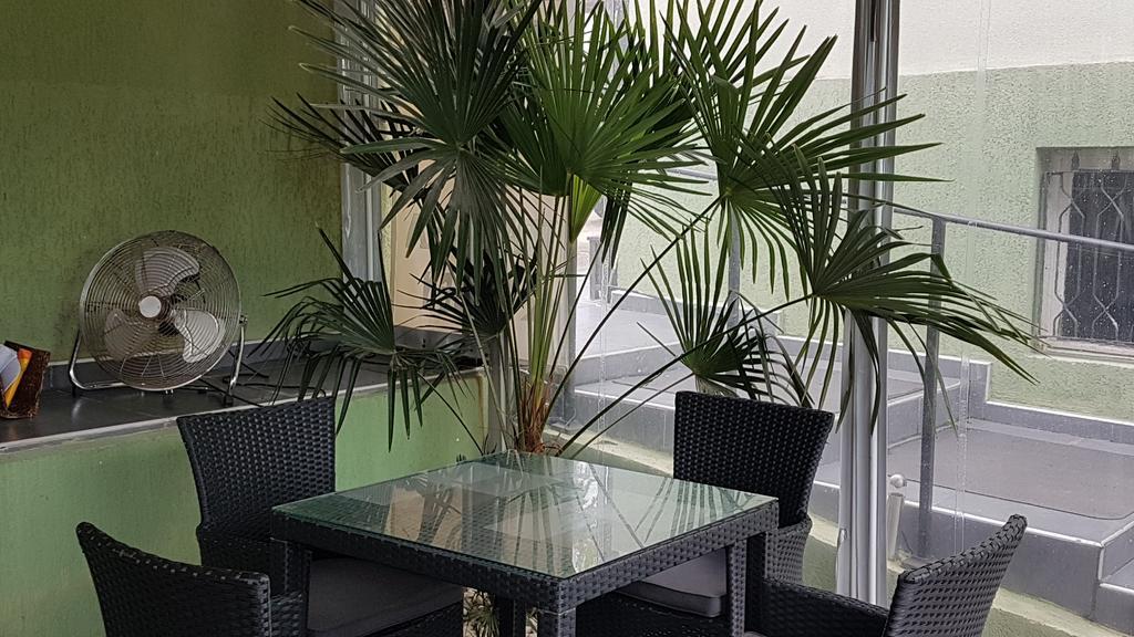 Aheloy Apartments מראה חיצוני תמונה