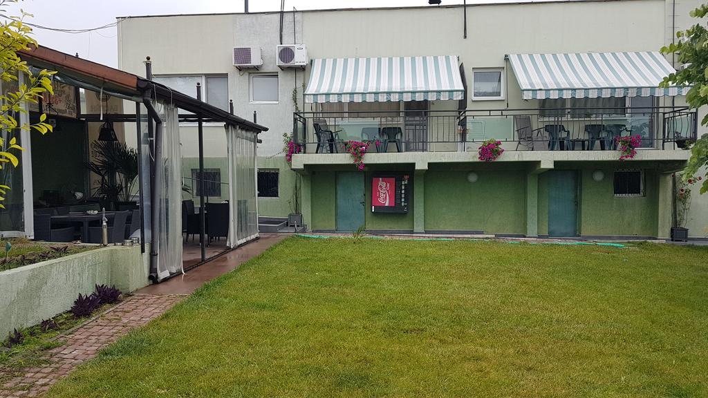 Aheloy Apartments מראה חיצוני תמונה